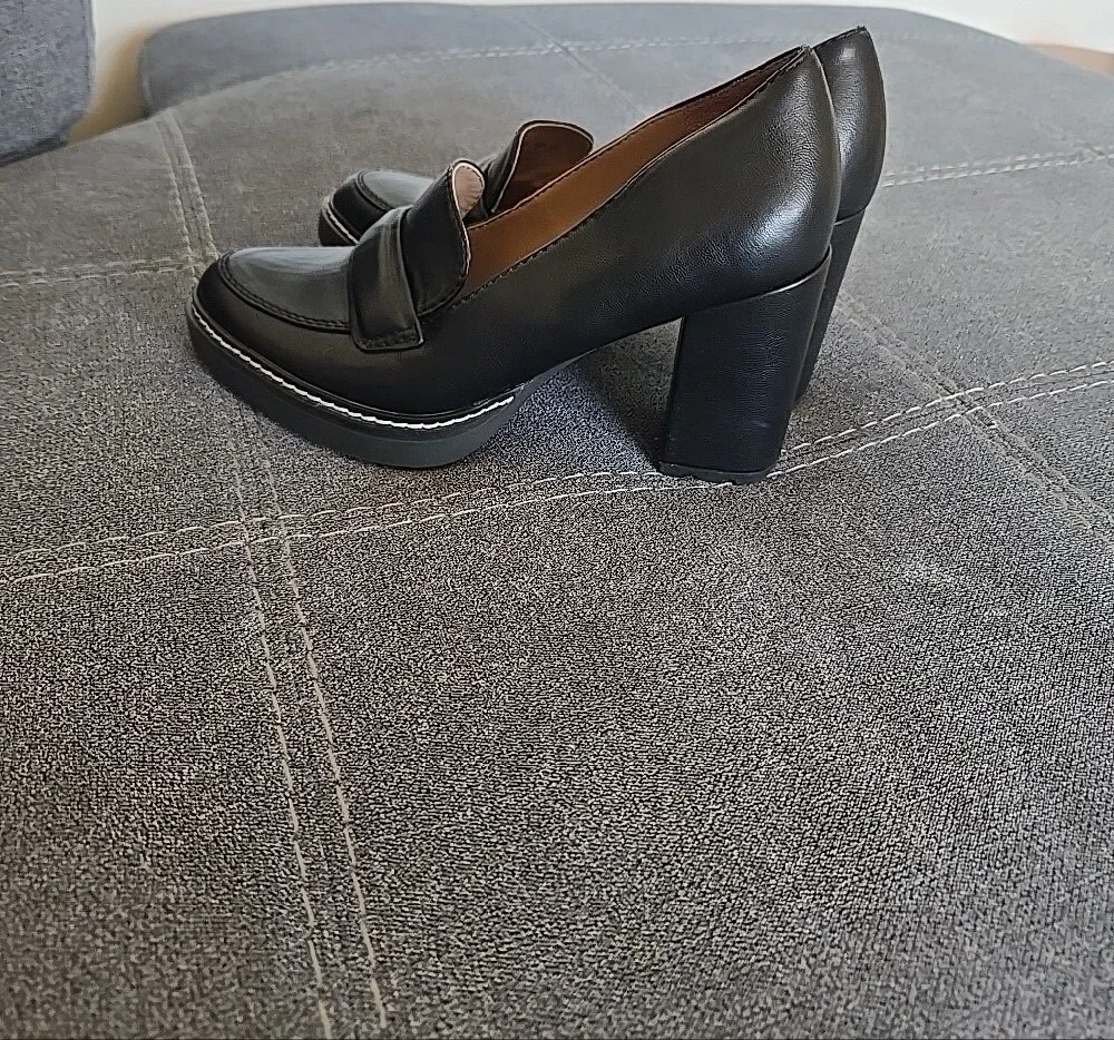 Naturalizer sleek black